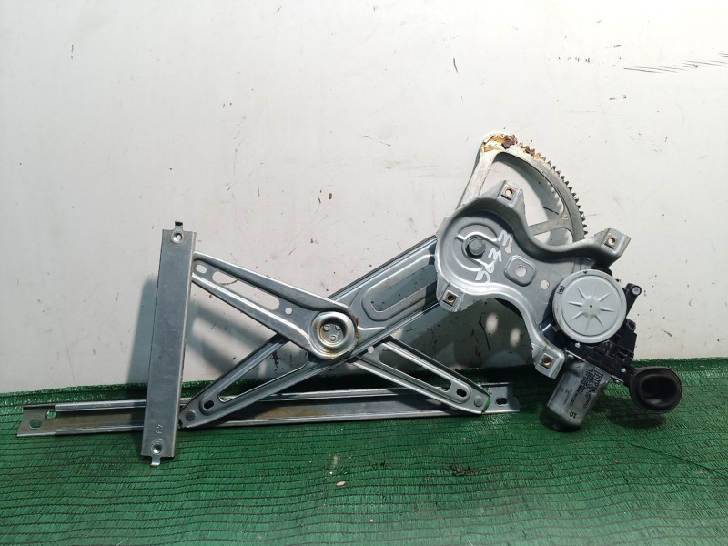 Recambio de elevalunas delantero derecho para toyota yaris (_p13_) 1.5 hybrid (nhp130_) referencia OEM IAM   