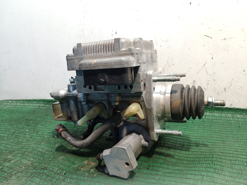 Recambio de abs para toyota yaris (_p13_) 1.5 hybrid (nhp130_) referencia OEM IAM 4721052370 4721052370 4721052370