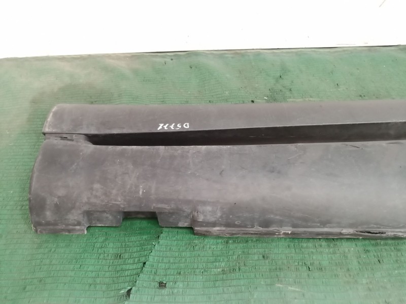 Recambio de faldon lateral para citroën c4 cactus 1.2 thp 110 referencia OEM IAM   