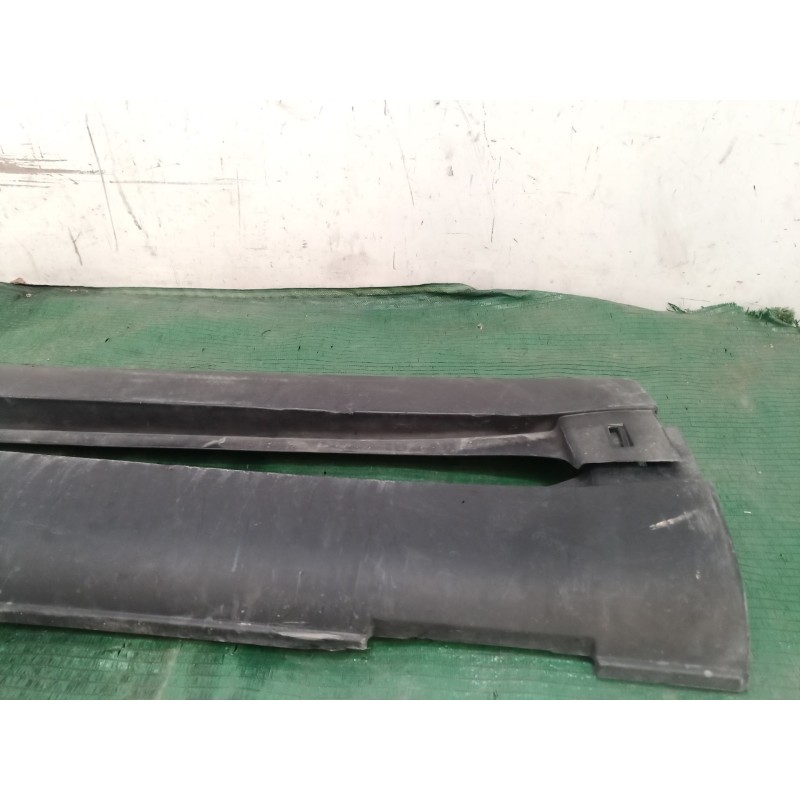 Recambio de faldon lateral para citroën c4 cactus 1.2 thp 110 referencia OEM IAM   
