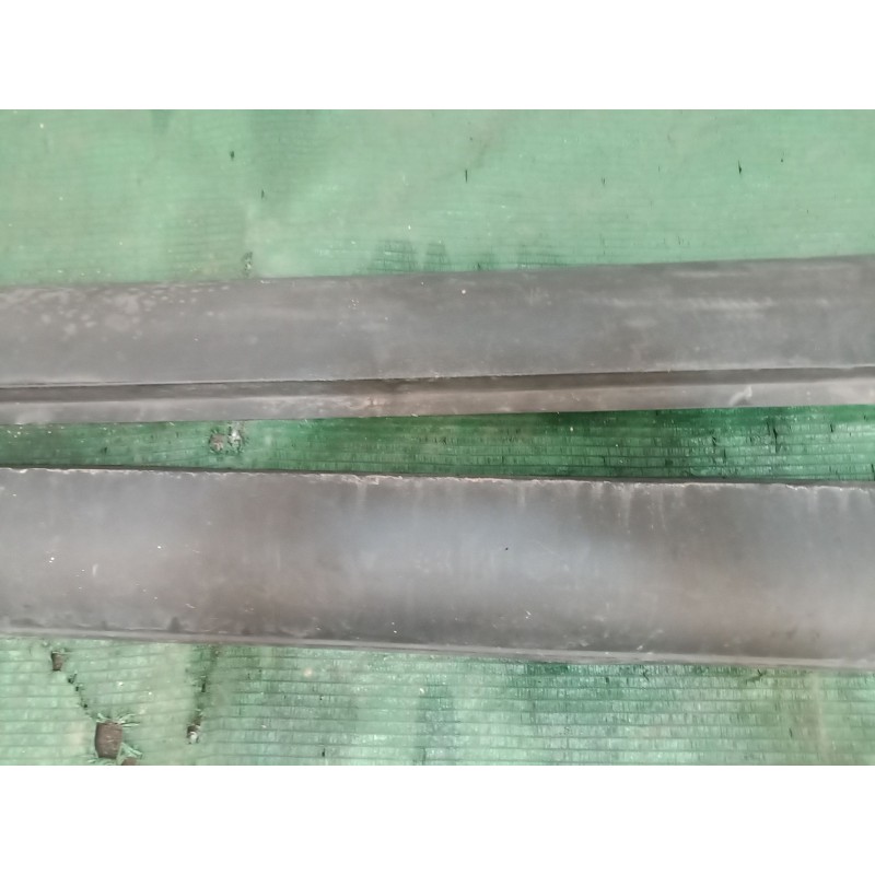 Recambio de faldon lateral para citroën c4 cactus 1.2 thp 110 referencia OEM IAM   