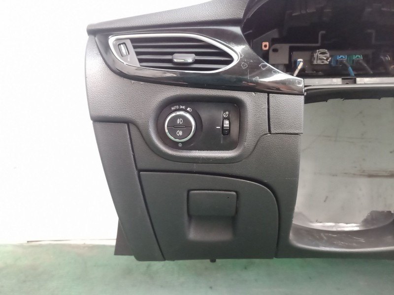 Recambio de salpicadero para opel astra k (b16) 1.6 cdti (68) referencia OEM IAM   