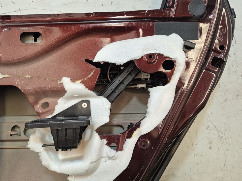 Recambio de puerta trasera derecha para nissan qashqai i (j10, nj10) 2.0 dci referencia OEM IAM   