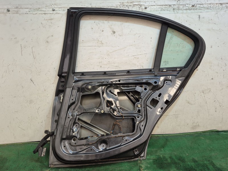 Recambio de puerta trasera derecha para bmw 3 (e90) 320 d referencia OEM IAM   