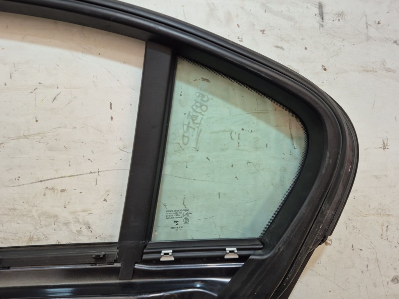 Recambio de puerta trasera derecha para bmw 3 (e90) 320 d referencia OEM IAM   