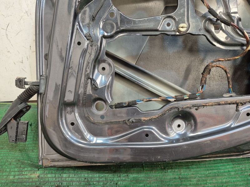 Recambio de puerta trasera derecha para bmw 3 (e90) 320 d referencia OEM IAM   