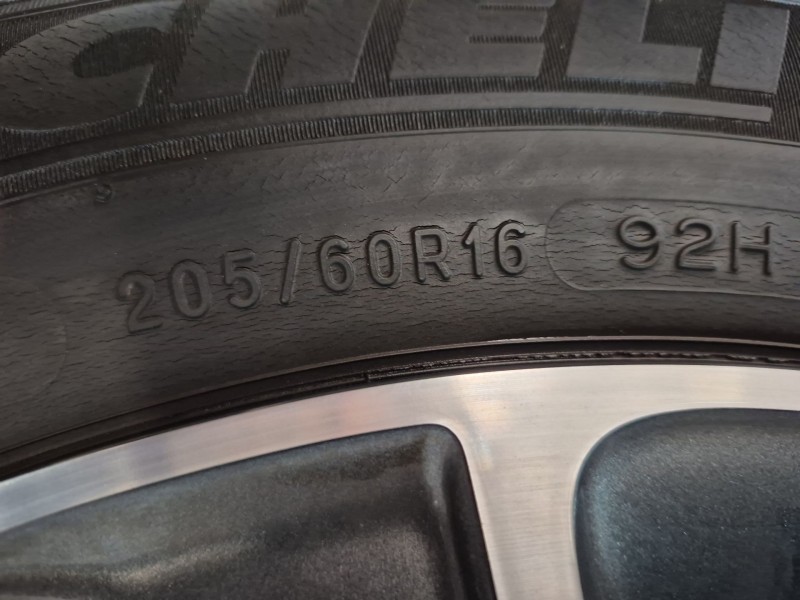 Recambio de juego llantas para kia xceed (cd) 1.0 t-gdi referencia OEM IAM   