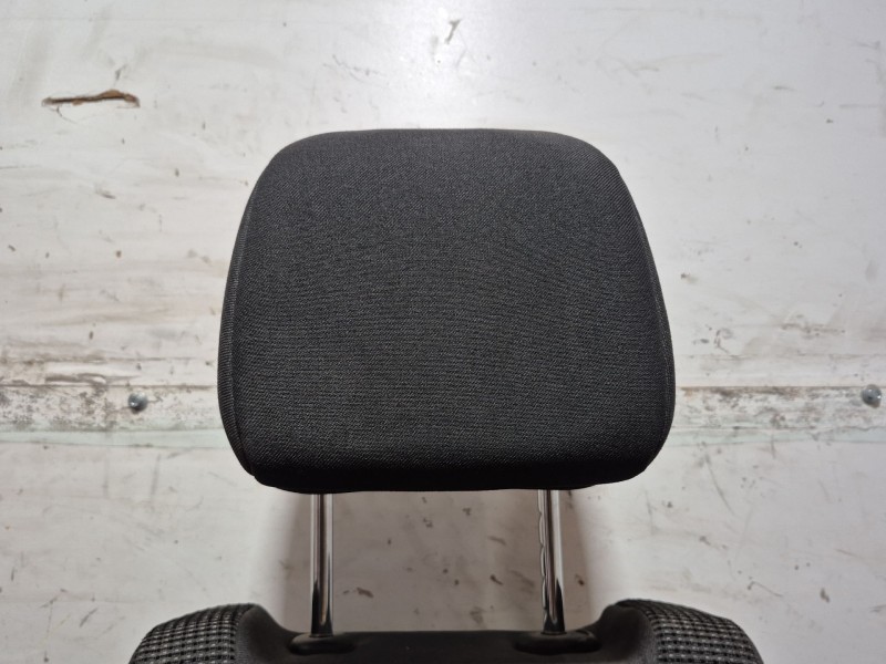 Recambio de asientos delanteros para peugeot 5008 (0u_, 0e_) 1.6 hdi referencia OEM IAM   