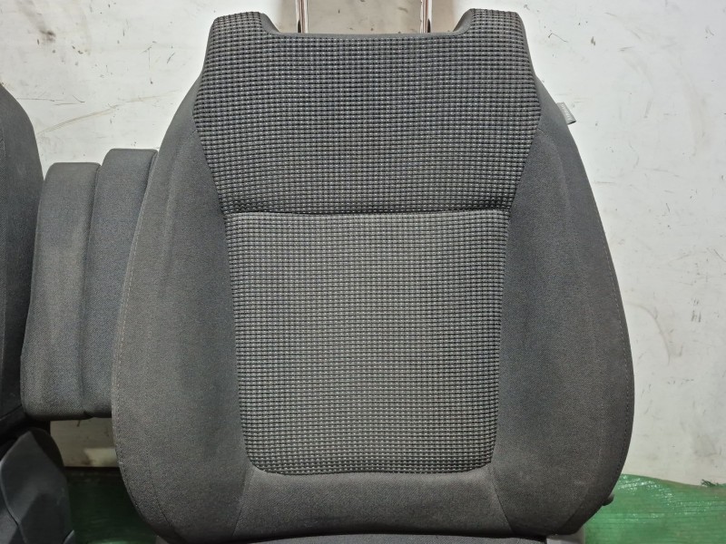 Recambio de asientos delanteros para peugeot 5008 (0u_, 0e_) 1.6 hdi referencia OEM IAM   