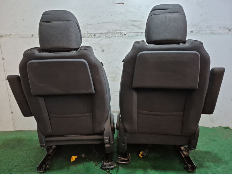 Recambio de asientos delanteros para peugeot 5008 (0u_, 0e_) 1.6 hdi referencia OEM IAM   