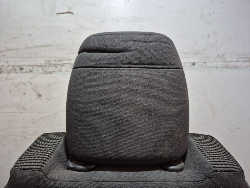 Recambio de asientos delanteros para peugeot 5008 (0u_, 0e_) 1.6 hdi referencia OEM IAM   