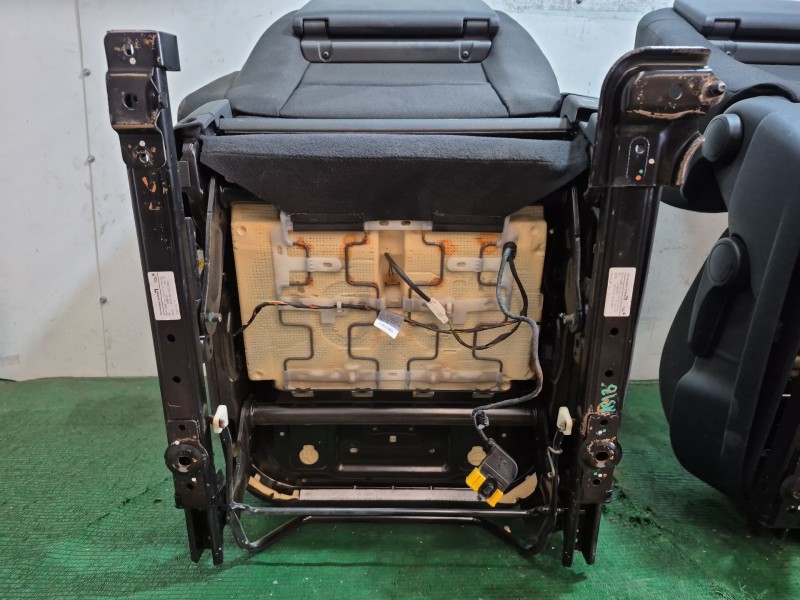 Recambio de asientos delanteros para peugeot 5008 (0u_, 0e_) 1.6 hdi referencia OEM IAM   