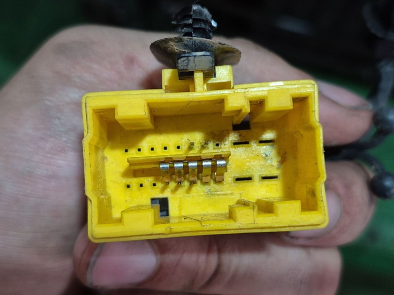 Recambio de asientos delanteros para peugeot 5008 (0u_, 0e_) 1.6 hdi referencia OEM IAM   