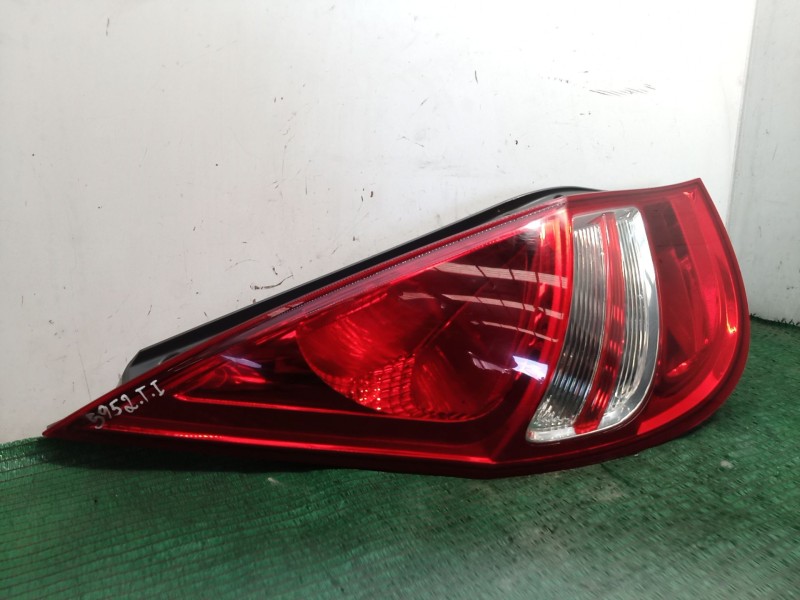 Recambio de piloto trasero izquierdo para hyundai i30 (fd) 1.6 crdi referencia OEM IAM   