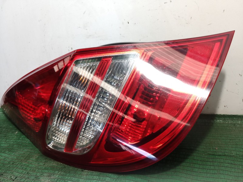 Recambio de piloto trasero izquierdo para hyundai i30 (fd) 1.6 crdi referencia OEM IAM   