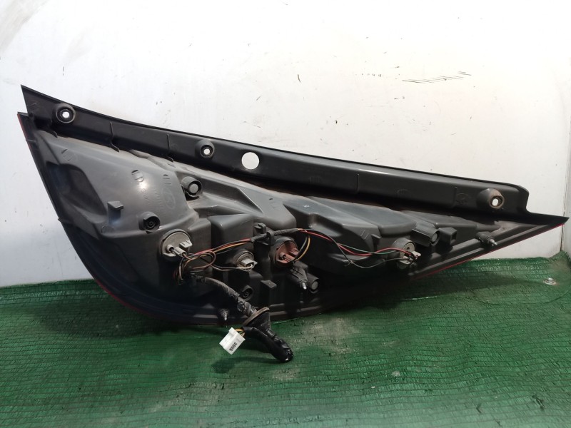 Recambio de piloto trasero izquierdo para hyundai i30 (fd) 1.6 crdi referencia OEM IAM   