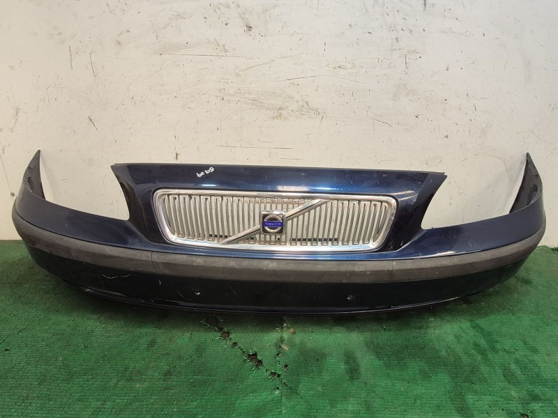Recambio de paragolpes delantero para volvo v70 ii (285) 2.4 t referencia OEM IAM   