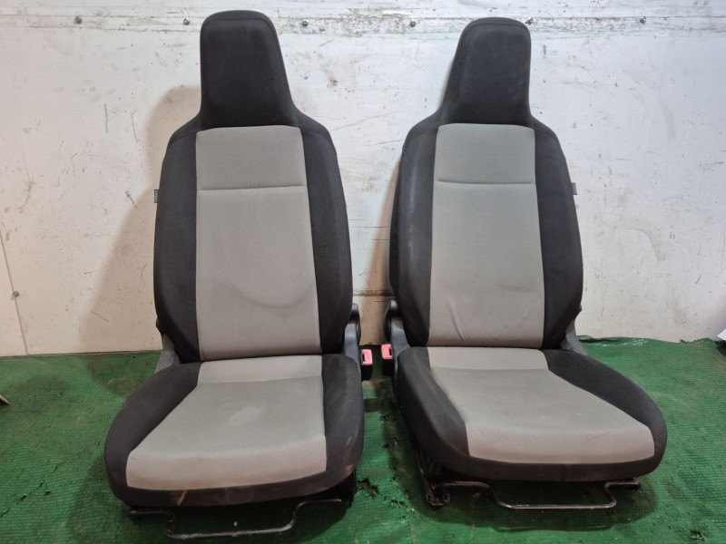 Recambio de asientos delanteros para skoda citigo (nf1) 1.0 referencia OEM IAM   
