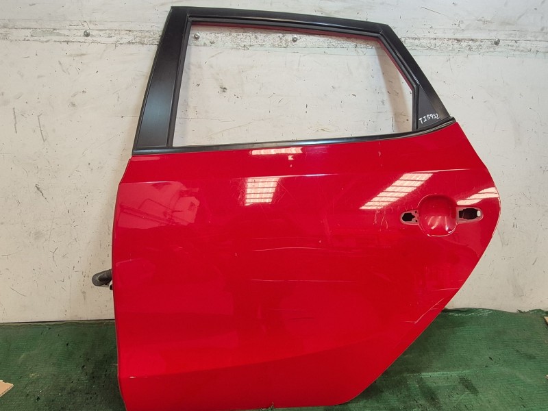 Recambio de puerta trasera izquierda para hyundai i30 (fd) 1.6 crdi referencia OEM IAM   