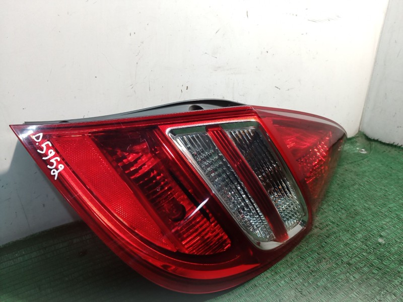 Recambio de piloto trasero derecho para hyundai i30 (fd) 1.6 crdi referencia OEM IAM   