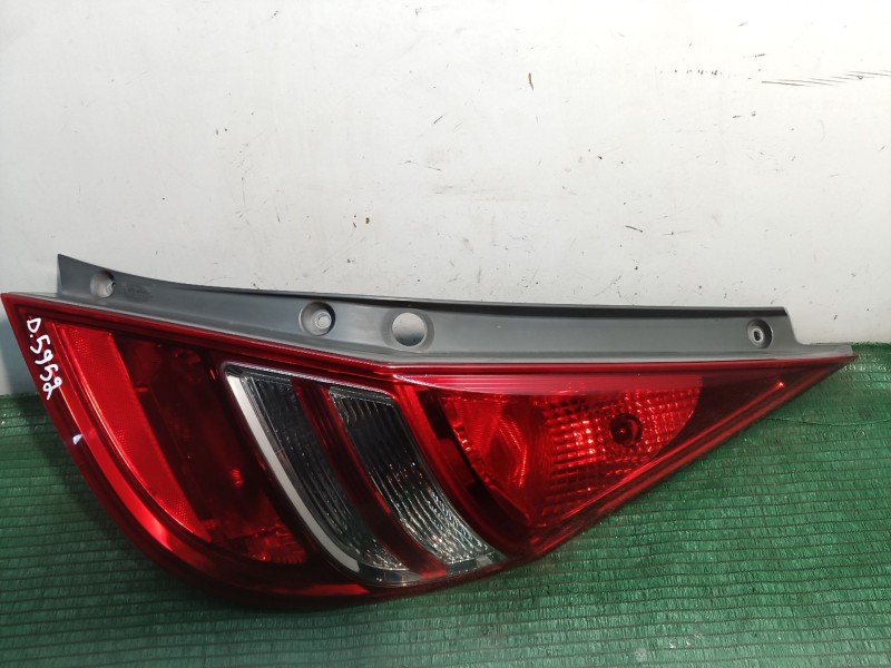 Recambio de piloto trasero derecho para hyundai i30 (fd) 1.6 crdi referencia OEM IAM   