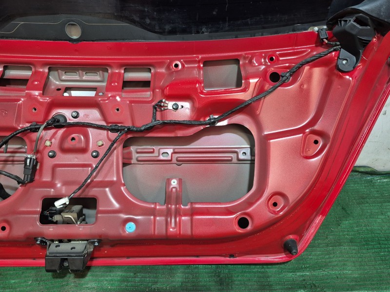 Recambio de porton trasero para hyundai i30 (fd) 1.6 crdi referencia OEM IAM   