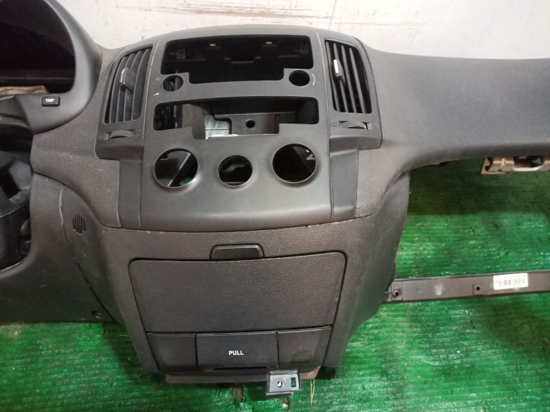 Recambio de salpicadero para hyundai i30 (fd) 1.6 crdi referencia OEM IAM   