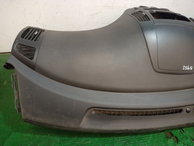 Recambio de salpicadero para hyundai i30 (fd) 1.6 crdi referencia OEM IAM   