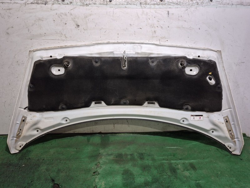 Recambio de capot para peugeot 5008 ii (mc_, mj_, mr_, m4_) 1.6 bluehdi 120 referencia OEM IAM   