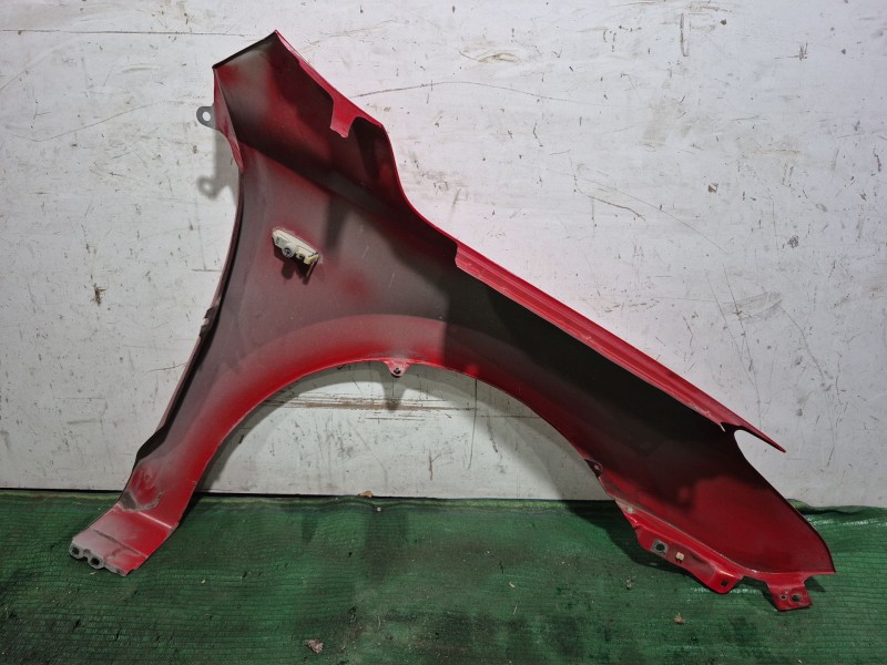 Recambio de aleta delantera izquierda para hyundai i30 (fd) 1.6 crdi referencia OEM IAM   