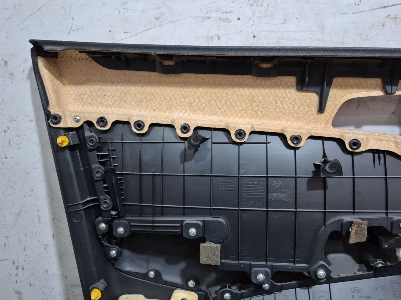 Recambio de guarnecido puerta delantera derecha para hyundai i30 (fd) 1.6 crdi referencia OEM IAM   