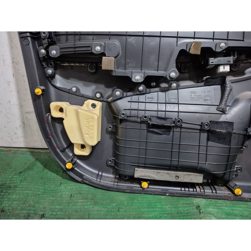Recambio de guarnecido puerta delantera derecha para hyundai i30 (fd) 1.6 crdi referencia OEM IAM   