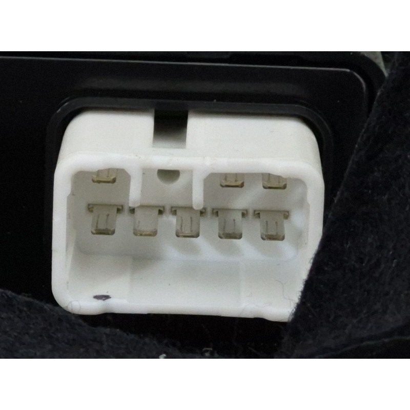 Recambio de guarnecido puerta delantera derecha para hyundai i30 (fd) 1.6 crdi referencia OEM IAM   