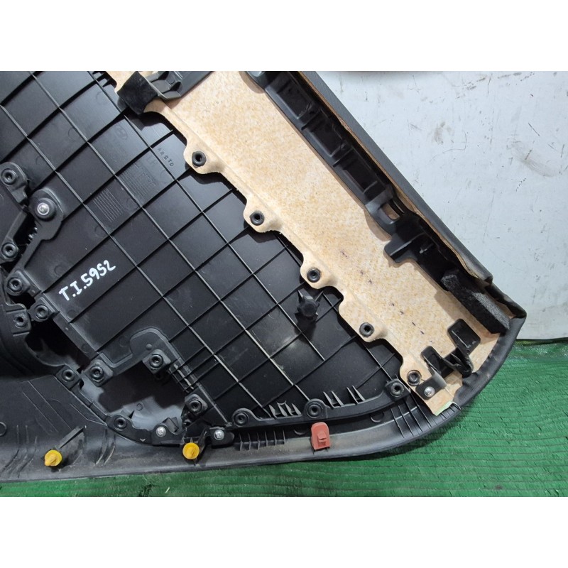 Recambio de guarnecido puerta trasera izquierda para hyundai i30 (fd) 1.6 crdi referencia OEM IAM   