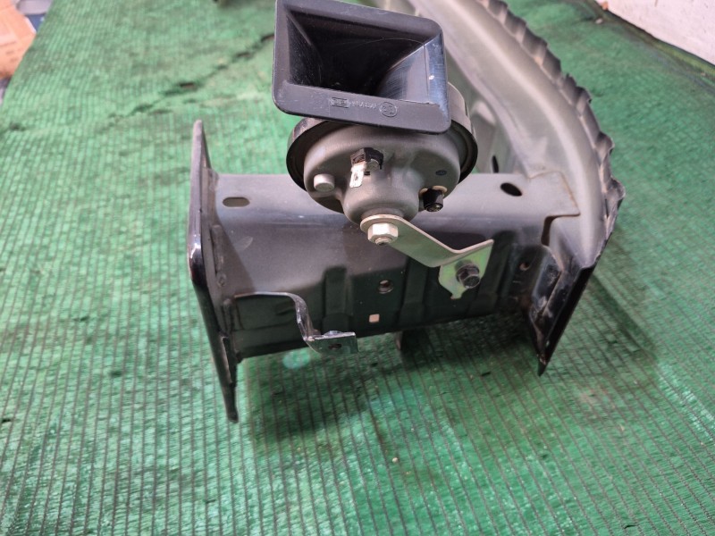 Recambio de refuerzo paragolpes delantero para mazda 3 (bl) 1.6 mzr (bl14) referencia OEM IAM   