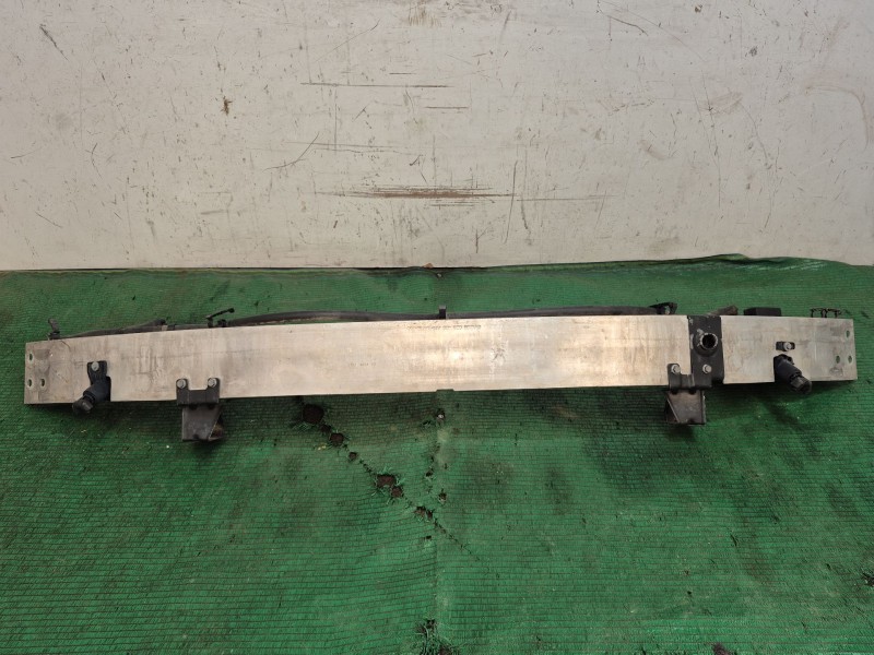 Recambio de refuerzo paragolpes delantero para mercedes-benz clase clk (w209) cabrio referencia OEM IAM    Recambio de refuerzo paragolpes delantero para mercedes-benz clase clk (w209) cabrio referencia OEM IAM