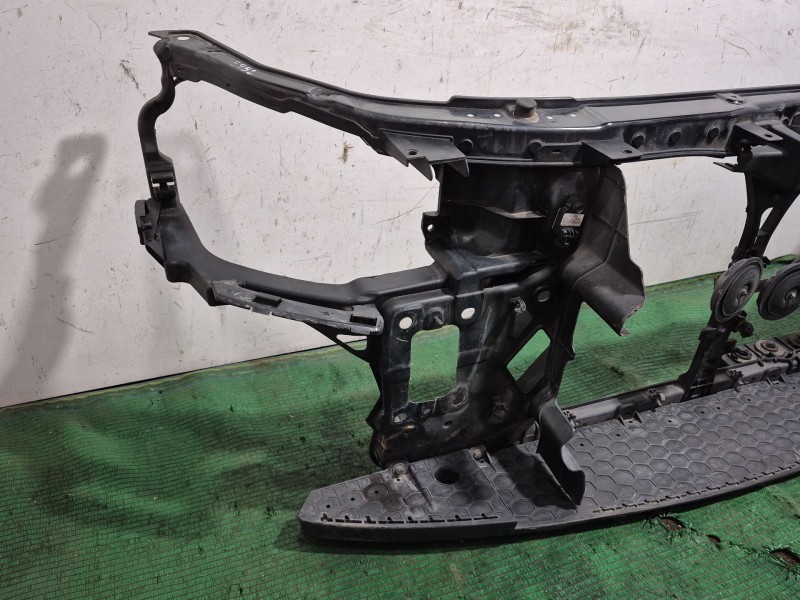 Recambio de panel frontal para hyundai i30 (fd) 1.6 crdi referencia OEM IAM 641012R000 641012R000 641012R000