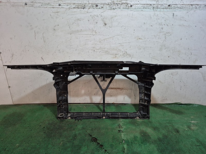 Recambio de panel frontal para mazda 3 (bl) 1.6 mzr (bl14) referencia OEM IAM BP4K53110 BP4K53110 BP4K53110