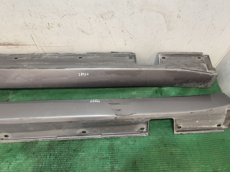 Recambio de faldon lateral para bmw 5 touring (e61) 520 d referencia OEM IAM   