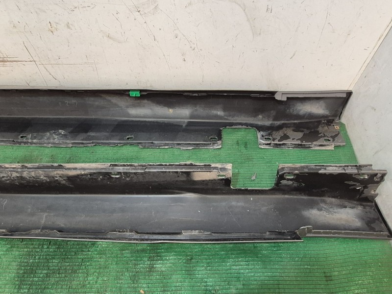 Recambio de faldon lateral para bmw 5 touring (e61) 520 d referencia OEM IAM   