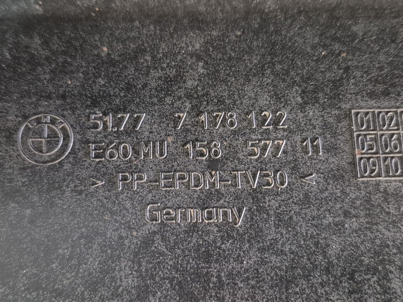 Recambio de faldon lateral para bmw 5 touring (e61) 520 d referencia OEM IAM   