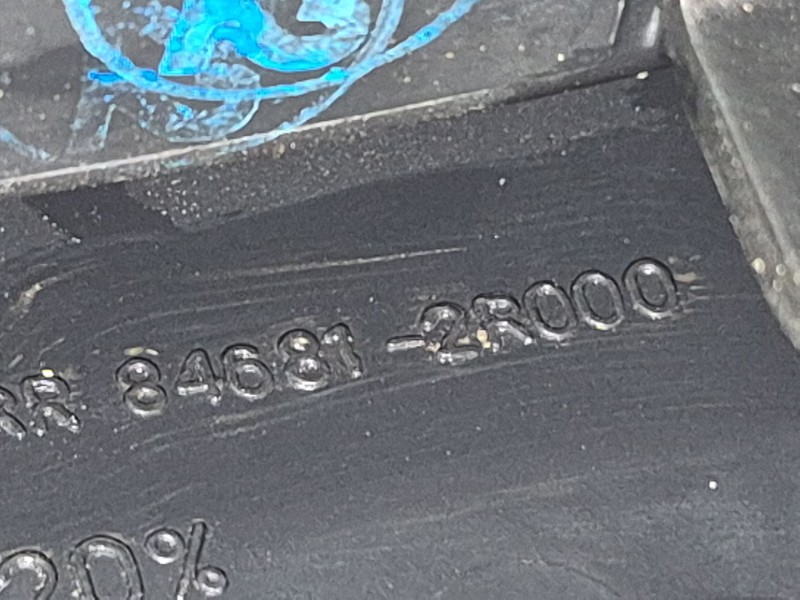 Recambio de consola central trasera para mercedes-benz clase a (w168) a 170 cdi (168.008) referencia OEM IAM   