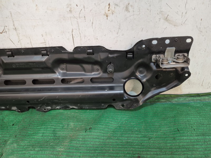 Recambio de travesaño superior para bmw 5 touring (e61) 520 d referencia OEM IAM 51647033741 51647033741 51647033741