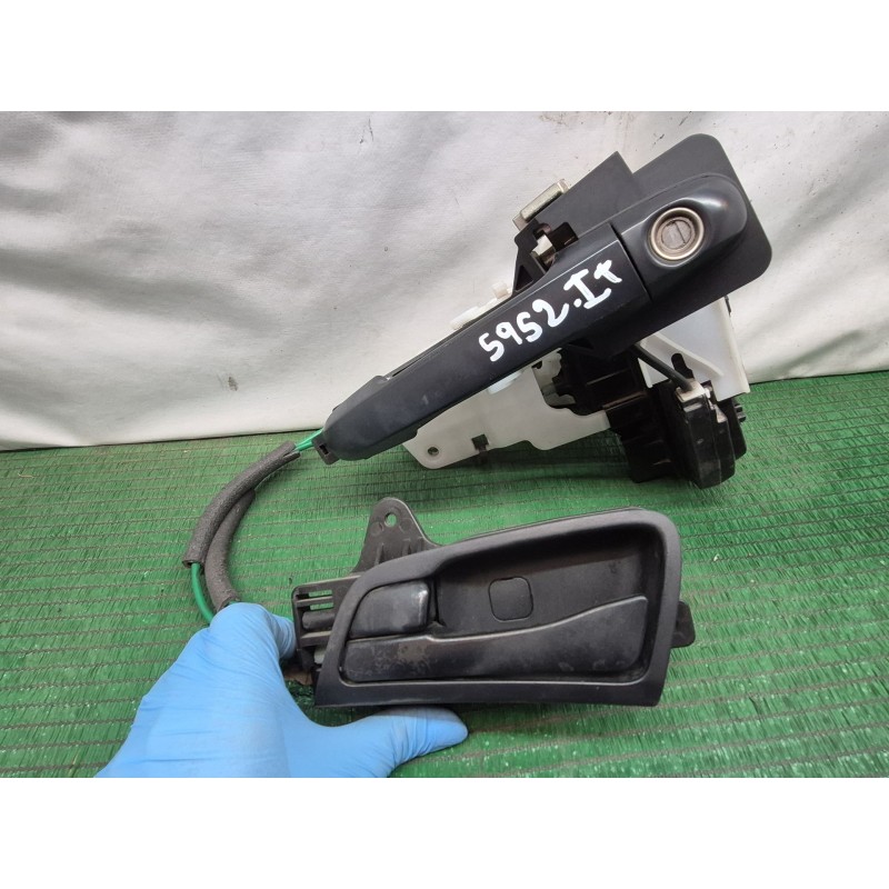 Recambio de cerradura puerta delantera izquierda para hyundai i30 (fd) 1.6 crdi referencia OEM IAM   