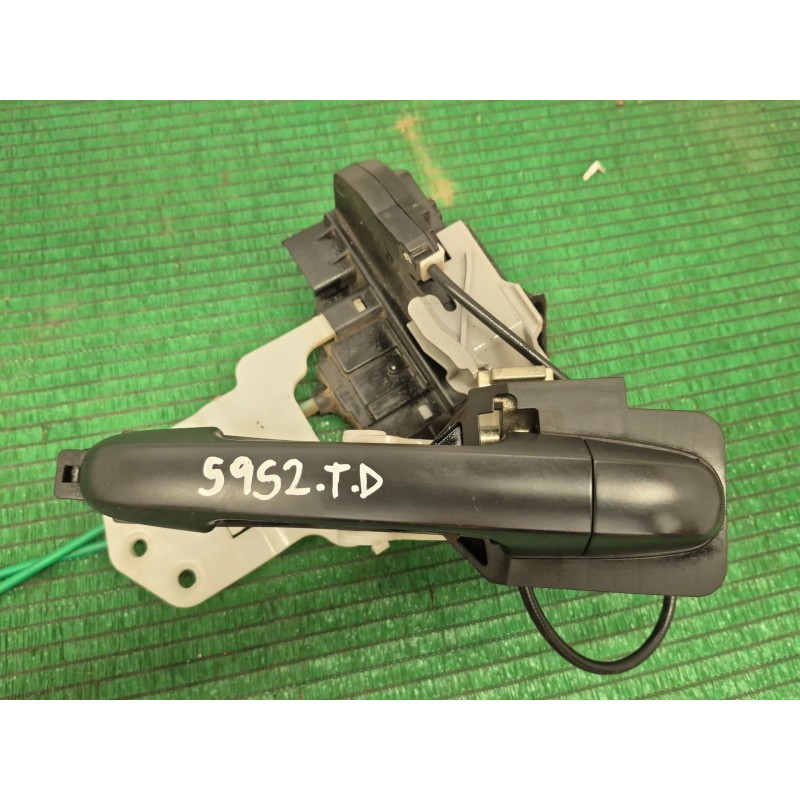 Recambio de cerradura puerta trasera derecha para hyundai i30 (fd) 1.6 crdi referencia OEM IAM   