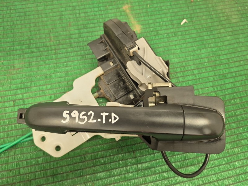 Recambio de cerradura puerta trasera derecha para hyundai i30 (fd) 1.6 crdi referencia OEM IAM   