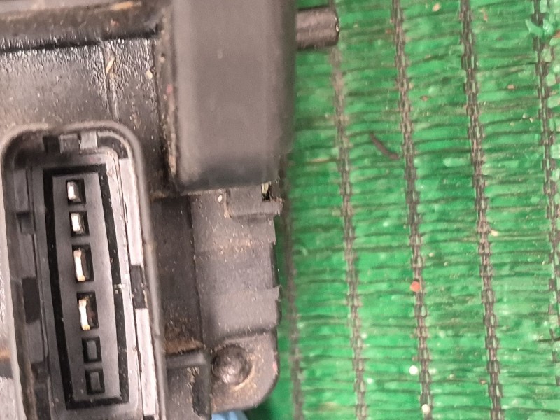 Recambio de cerradura puerta trasera derecha para hyundai i30 (fd) 1.6 crdi referencia OEM IAM   