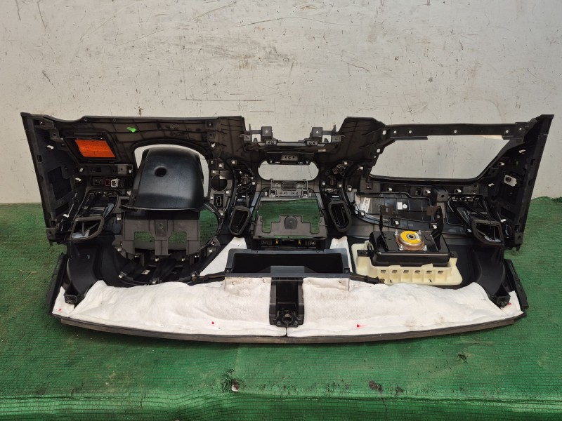 Recambio de salpicadero para hyundai ix35 (lm, el, elh) 1.6 referencia OEM IAM   