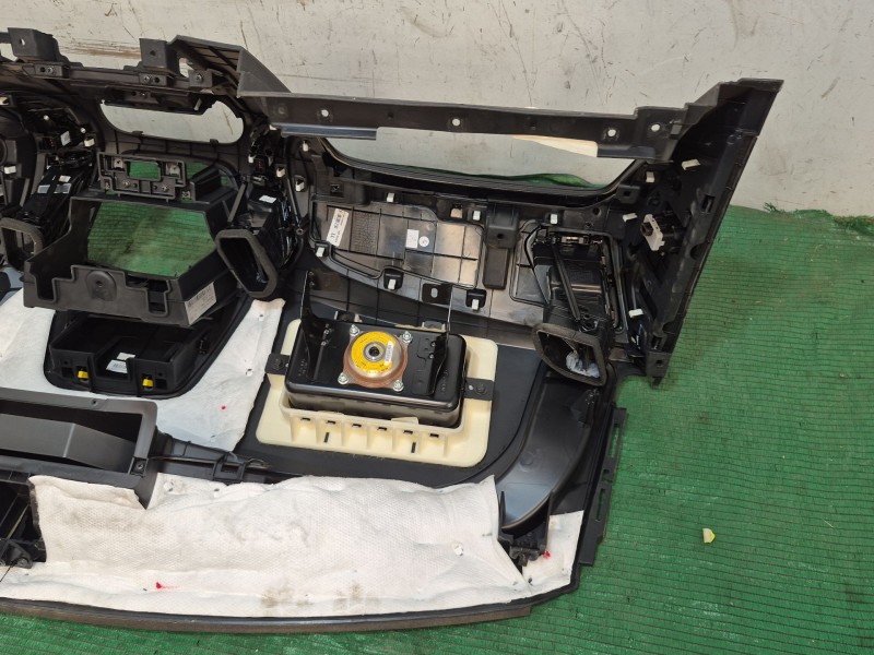 Recambio de salpicadero para hyundai ix35 (lm, el, elh) 1.6 referencia OEM IAM   