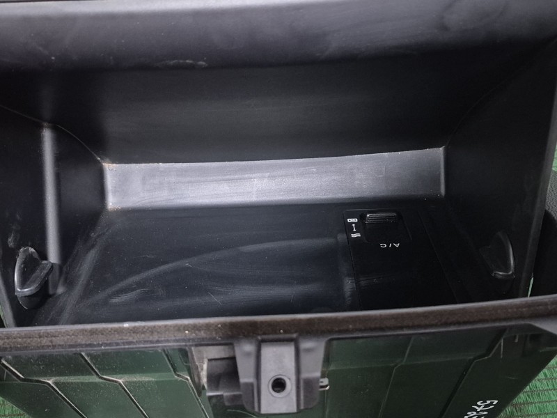 Recambio de guantera para hyundai ix35 (lm, el, elh) 1.6 referencia OEM IAM 845412Y000 845412Y000 845412Y000